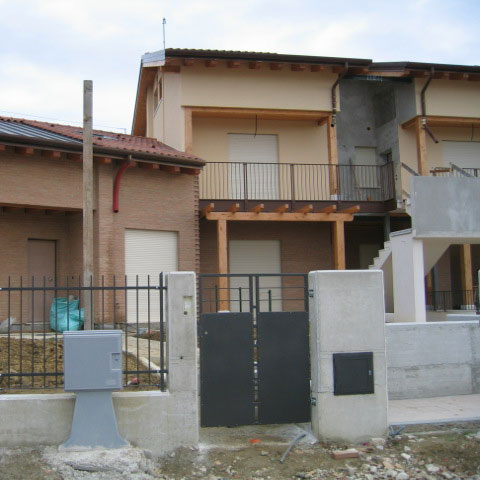 Construction of 6 housing units - De Luca Associati