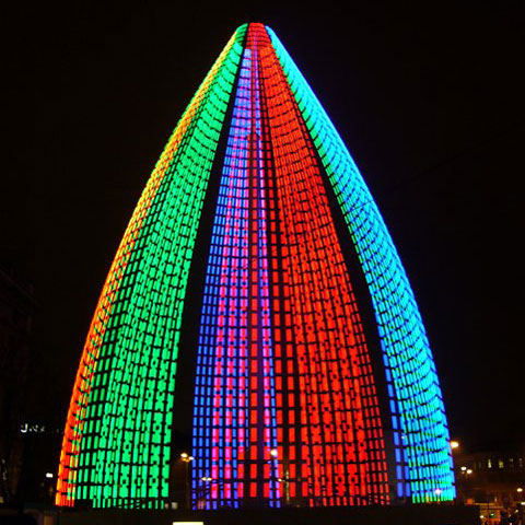 Albero di Luce Tracing Tree - Milano - De Luca Associati